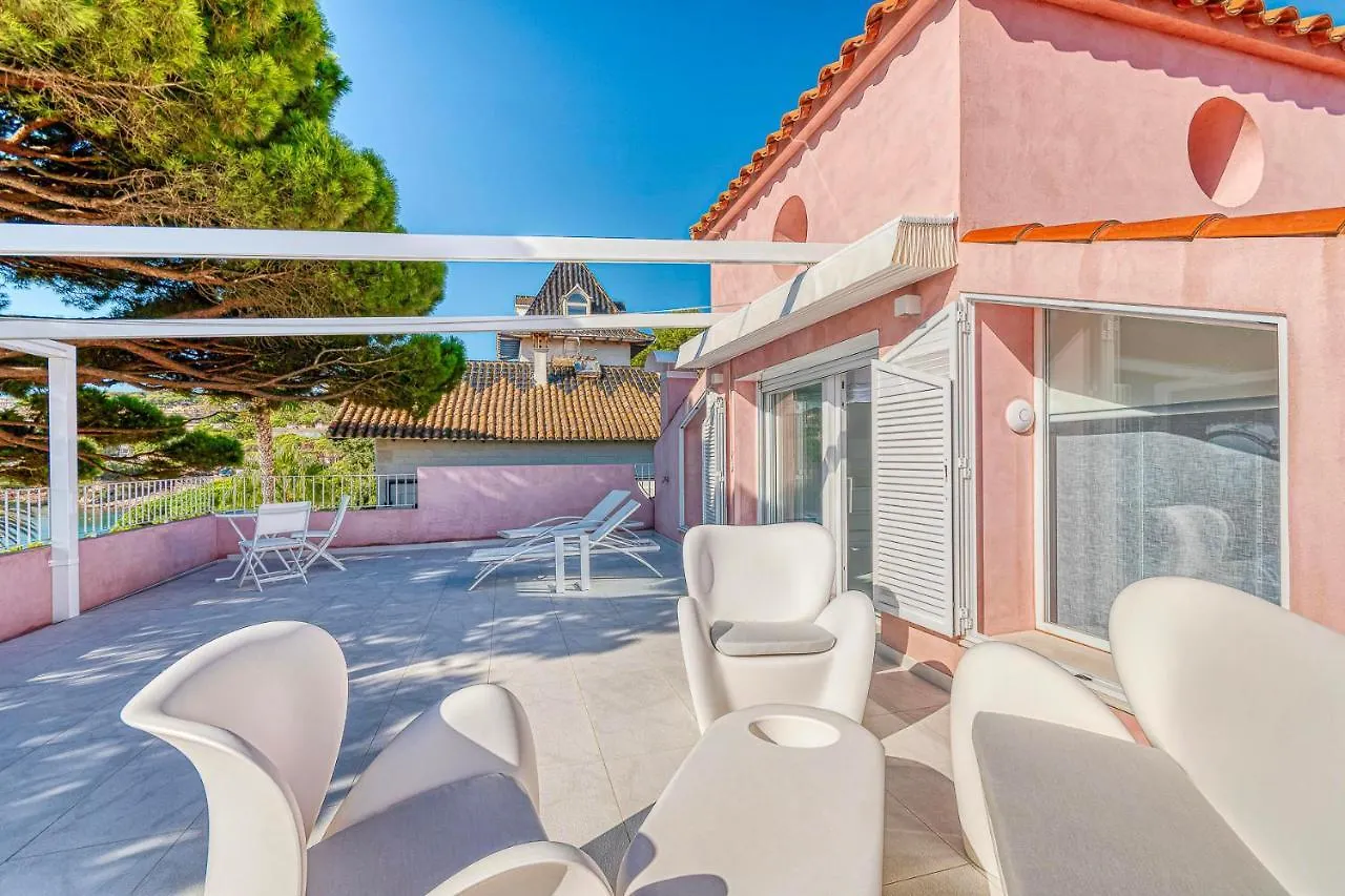 The Pink Elephant Hotel S'Agaró