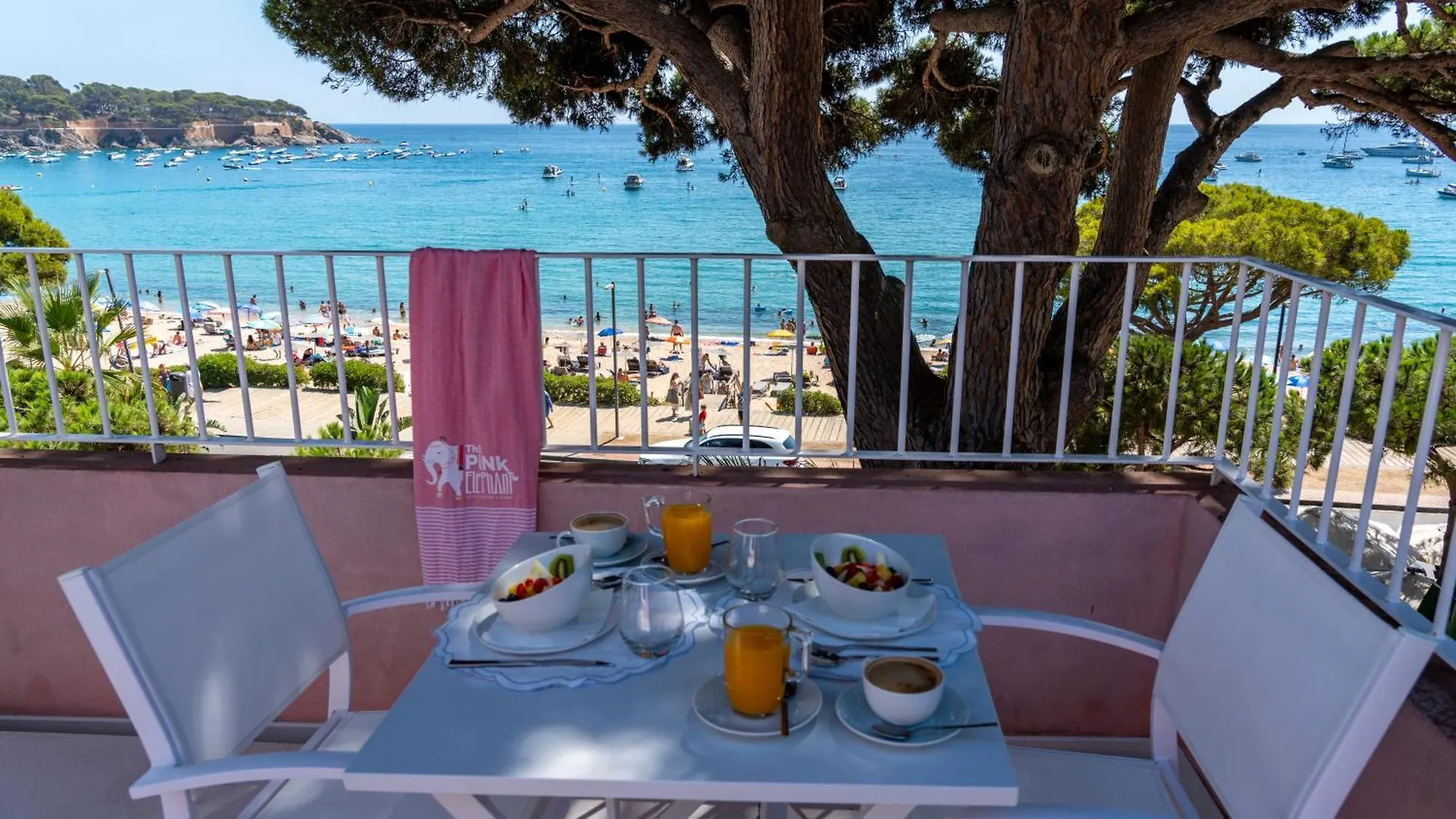 The Pink Elephant Hotel S'Agaro
